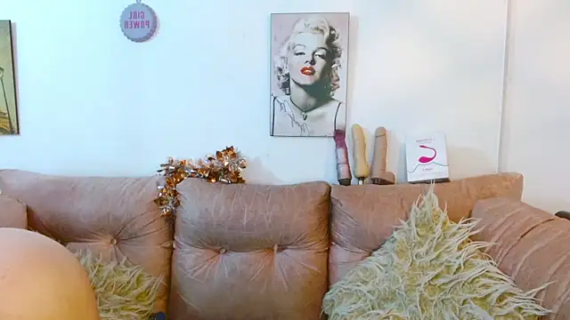 hinataleecs online show from January 23, 4:19 am