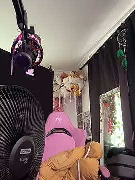 pawmistry online show from March 2, 9:43 pm