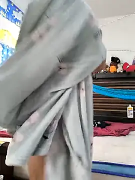 EmpaticBolillo online show from November 27, 3:03 pm