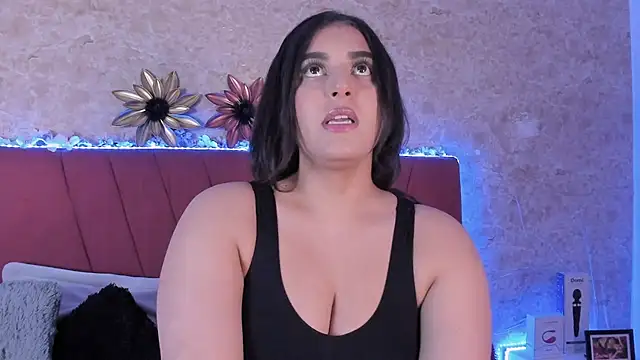 LorenaStevens online show from January 5, 8:31 pm