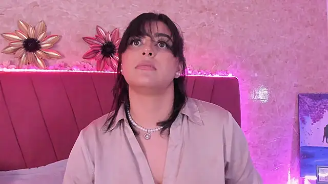 LorenaStevens online show from February 4, 6:04 am