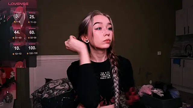 Snapshot of Kimiko__ chatting on October 25, 11:40 am Kimiko online show from October 25, 11:40 am