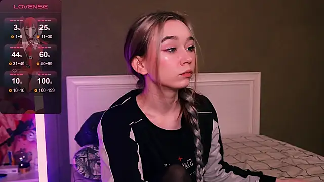 Snapshot of Kimiko__ chatting on December 14, 11:48 am Kimiko online show from December 14, 11:48 am