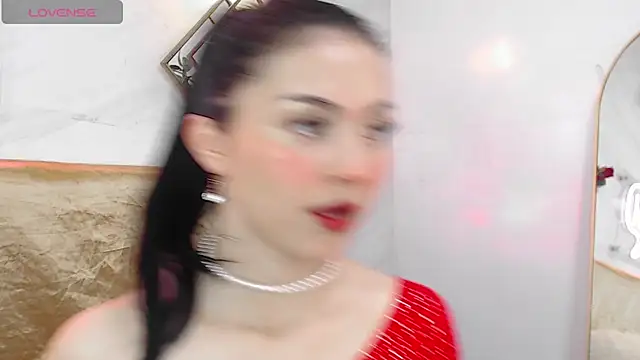 Snapshot of _Rouse_v chatting on March 1, 2:02 pm Rouse v online show from March 1, 2:02 pm