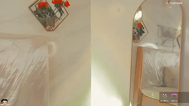 Snapshot of _Rouse_v chatting on November 27, 2:08 pm Rouse v online show from November 27, 2:08 pm