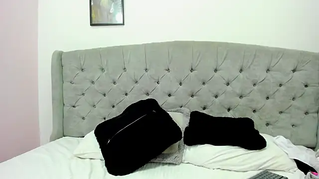 Valesskahall online show from December 2, 6:21 pm