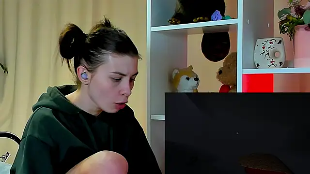 callmetori online show from December 17, 11:06 am