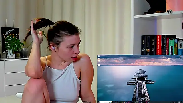 callmetori online show from December 30, 2:30 pm