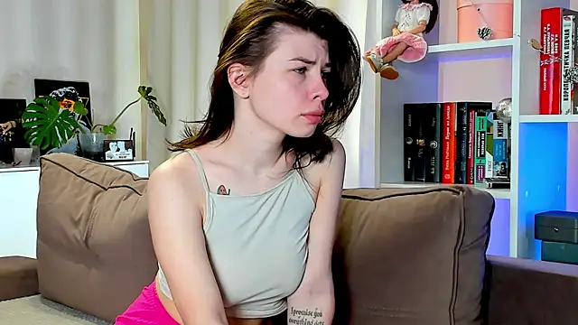 callmetori online show from February 10, 8:31 am