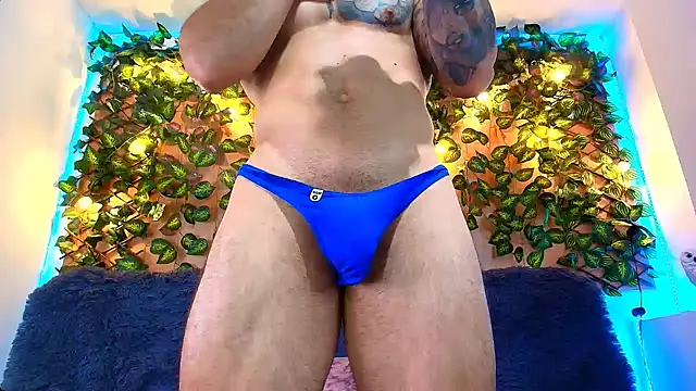 Snapshot of alexander_collin02 chatting on October 17, 12:41 pm alexander collin02 online show from October 17, 12:41 pm