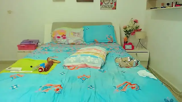 Kendralove31xxx online show from December 17, 4:23 am