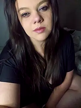 Snapshot of CheekyCurvesSA chatting on November 29, 3:09 am CheekyCurvesSA online show from November 29, 3:09 am