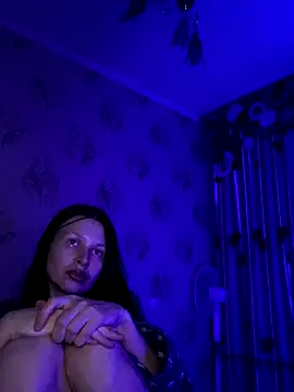 Starry Siren online show from December 2, 8:11 pm