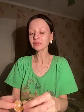 Starry Siren online show from November 24, 3:34 pm