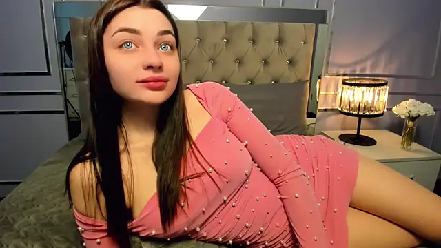 AngelinaWett online show from February 27, 6:50 am