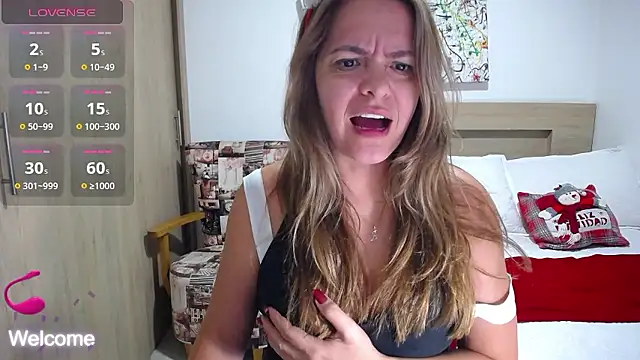 ParisW online show from December 6, 11:14 pm