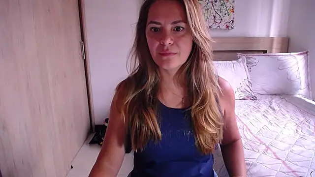 ParisW online show from January 24, 8:00 pm