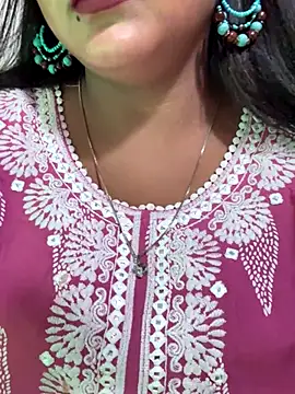 Ayesha mahi online show from September 29, 7:35 am