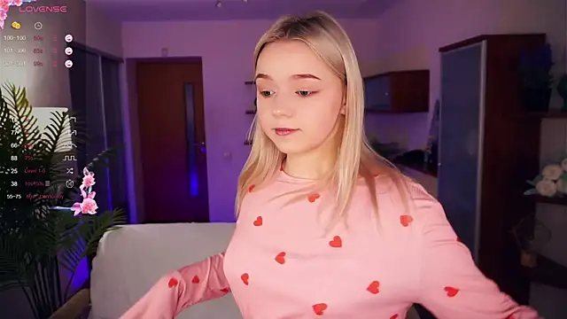 ZaraCreedon online show from January 12, 7:10 pm