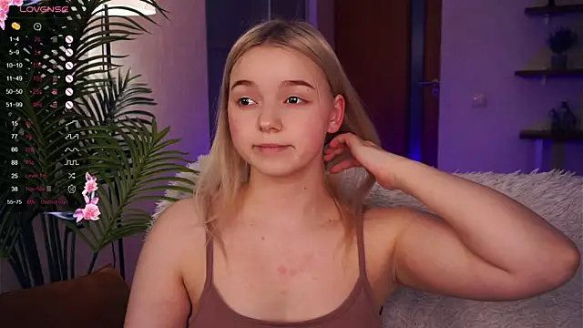 ZaraCreedon online show from January 14, 10:55 pm