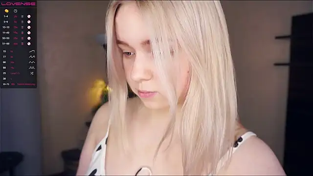 ZaraCreedon online show from March 1, 10:21 pm