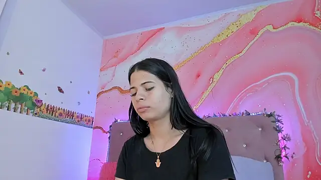 Daisy  rose online show from February 15, 11:06 am