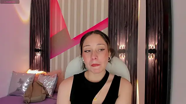 emily layton online show from March 13, 2:01 pm