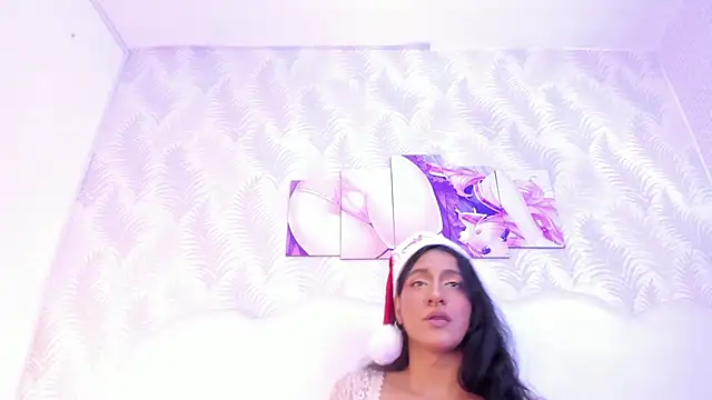 Snapshot of Alison_Chan_ chatting on December 25, 3:18 am Alison Chan online show from December 25, 3:18 am