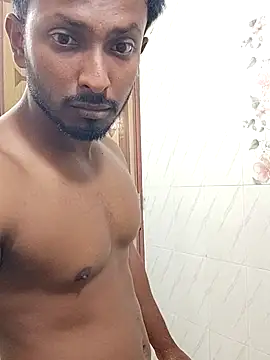 HunkyAriyan online show from March 18, 7:30 am