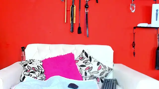 MIA SOPHIA1 online show from December 4, 8:23 am