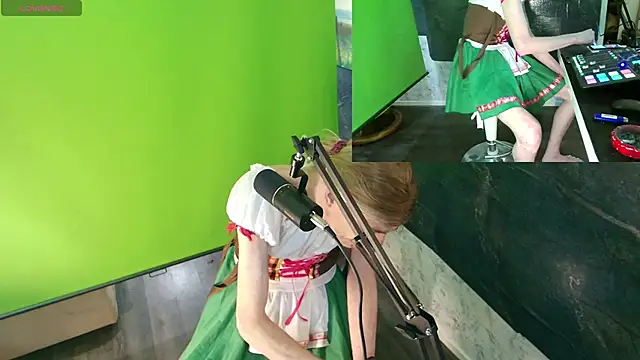 Doggyray44 online show from December 19, 10:21 pm