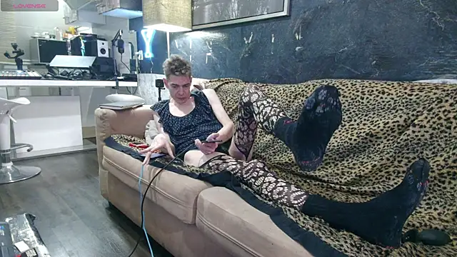 Doggyray44 online show from January 23, 1:51 am