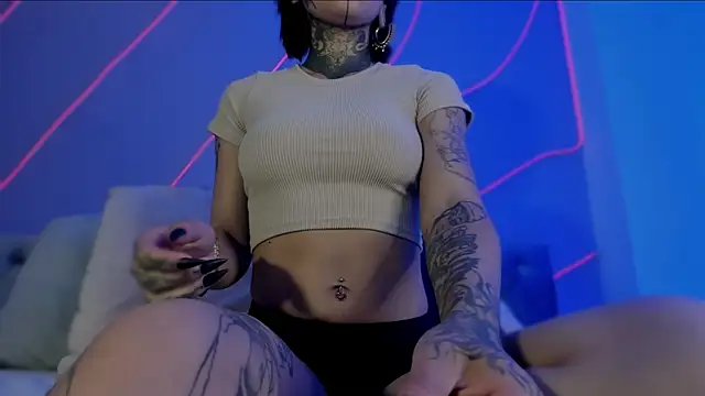 Evangeline bell online show from December 21, 2:15 pm