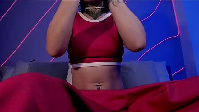 Evangeline bell online show from December 26, 12:05 pm