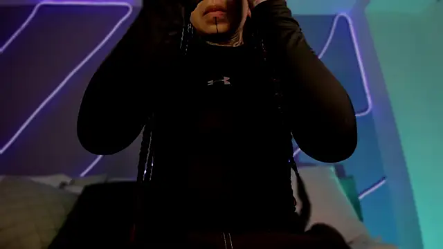 Evangeline bell online show from January 8, 12:37 pm