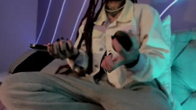 Evangeline bell online show from January 9, 12:09 pm