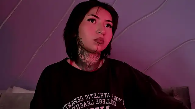 Evangeline bell online show from January 20, 5:59 pm