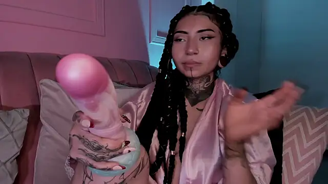 Evangeline bell online show from February 28, 6:31 pm