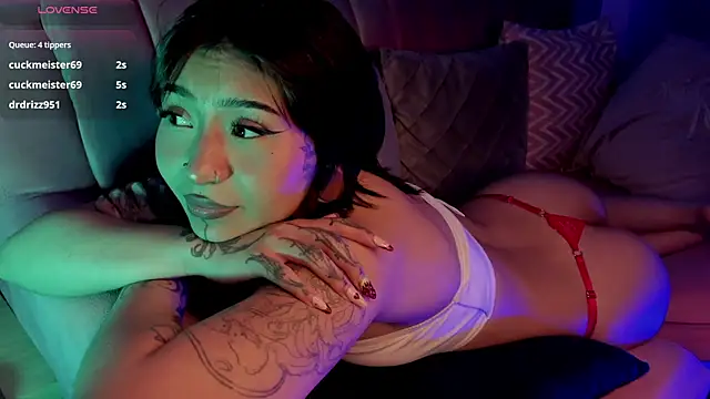 Evangeline bell online show from March 17, 3:40 pm