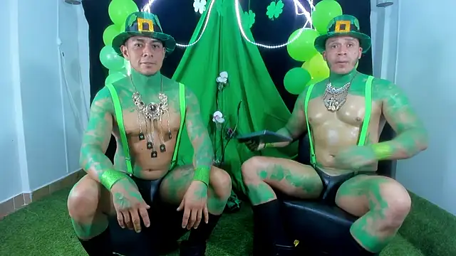 Snapshot of AndyandFran chatting on March 17, 10:38 pm AndyandFran online show from March 17, 10:38 pm