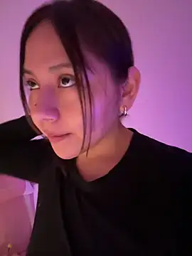 kittyfresita online show from January 22, 7:35 am