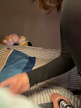 kittyfresita online show from March 16, 4:41 am