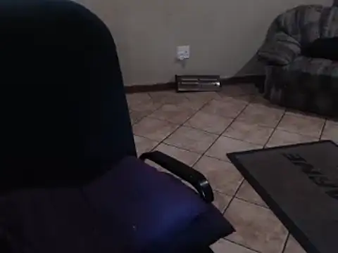 Snapshot of hotyoung24 chatting on December 19, 7:29 pm hotyoung24 online show from December 19, 7:29 pm