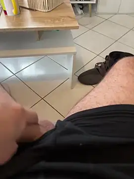 Snapshot of mj23641 chatting on November 17, 9:59 am mj23641 online show from November 17, 9:59 am