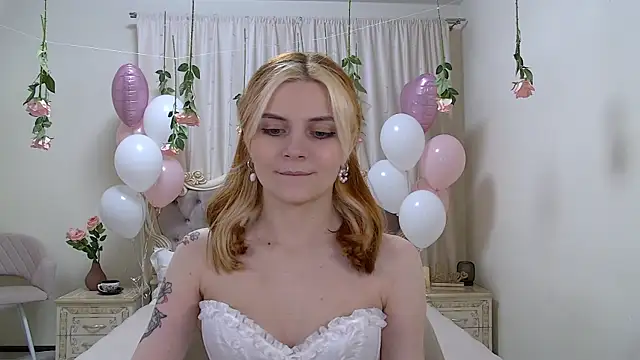 KellyStone online show from February 14, 5:19 am