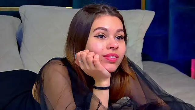 PollyLanders online show from February 9, 6:37 pm