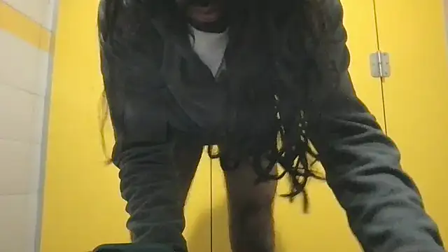 Lucascacaca online show from December 15, 6:26 pm