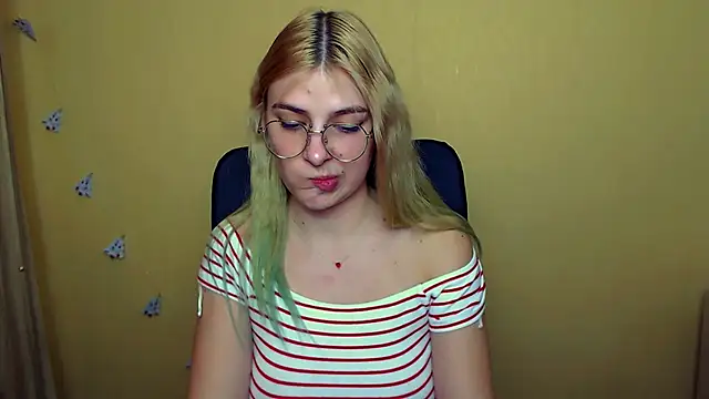 Luna Lush  online show from December 18, 12:29 pm