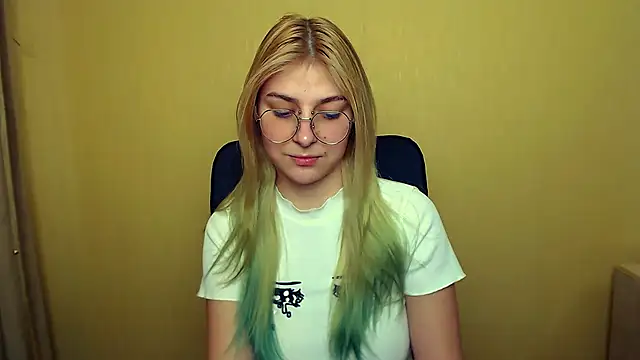 Luna Lush  online show from January 30, 12:48 pm