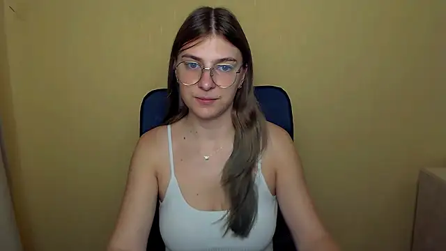 Luna Lush  online show from September 12, 8:58 am